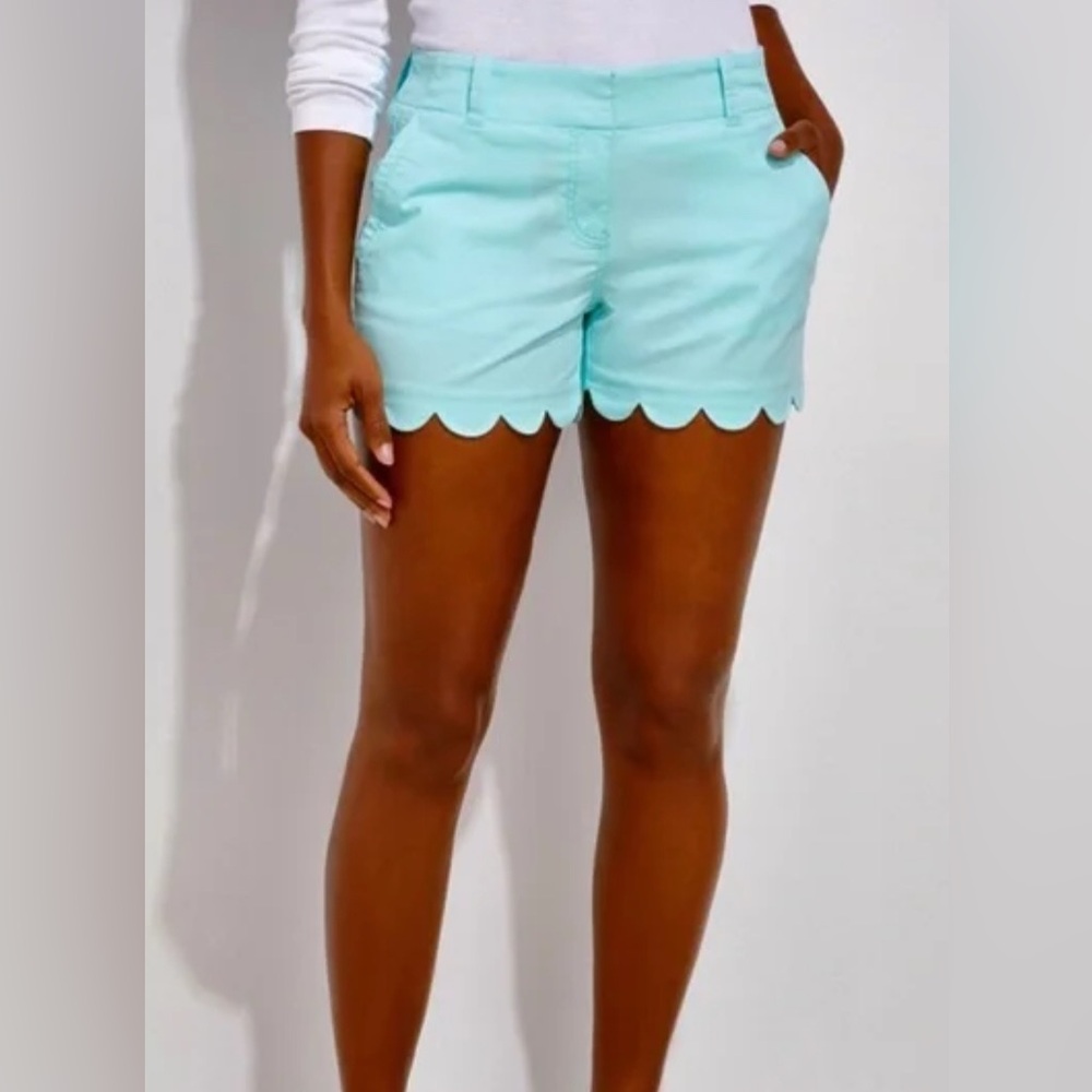 Vineyard Vines 3.5” Scallop Everyday Shorts in Crystal Blue Size 4